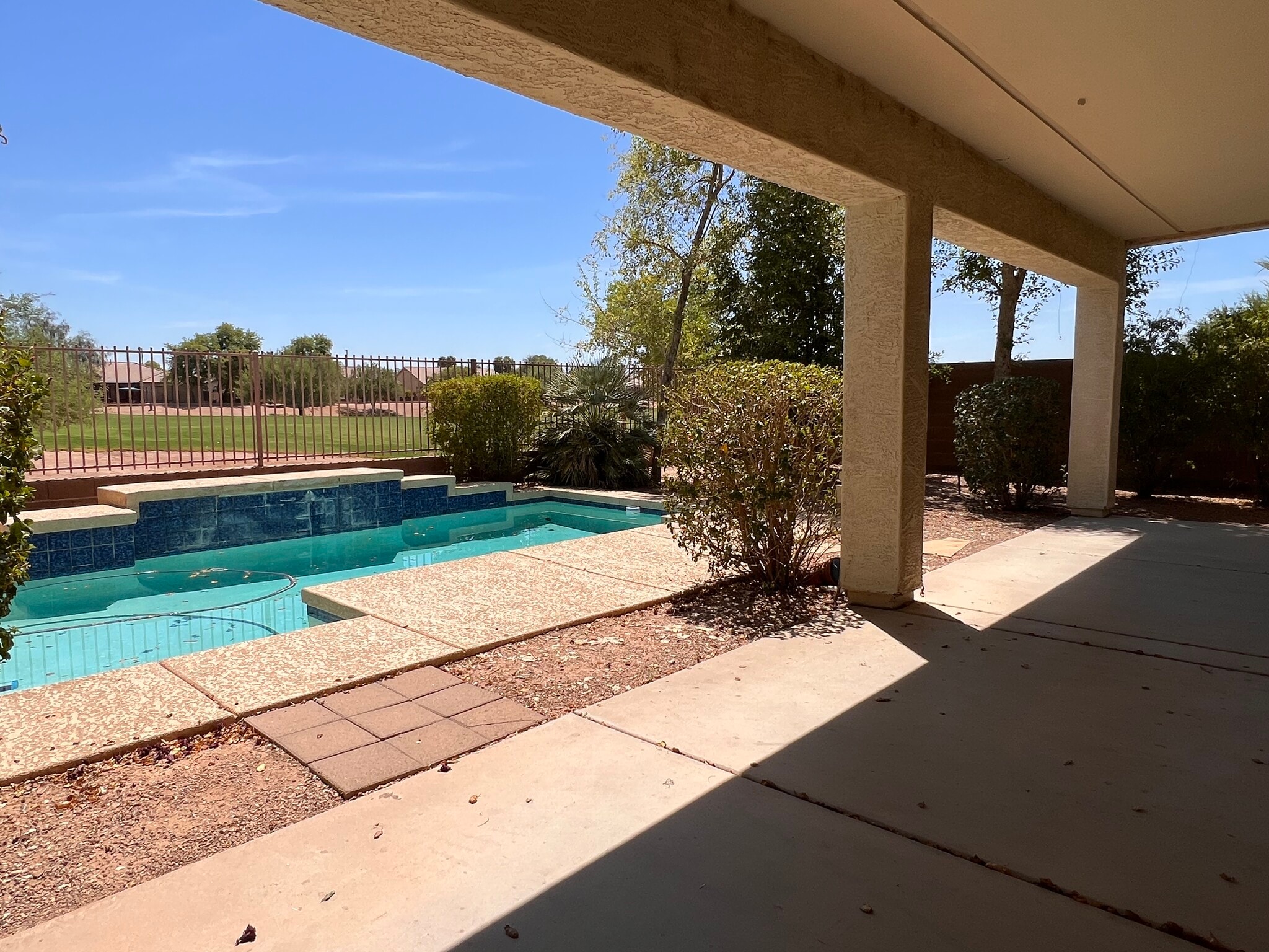 Building Photo - 6631 S Classic Way