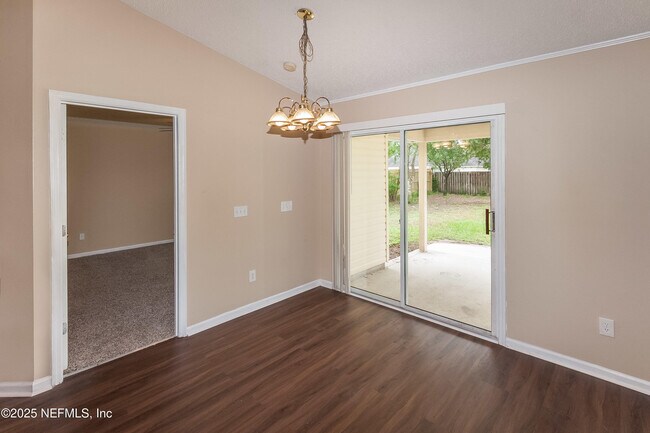 Building Photo - 1282 Summit Oaks Dr E
