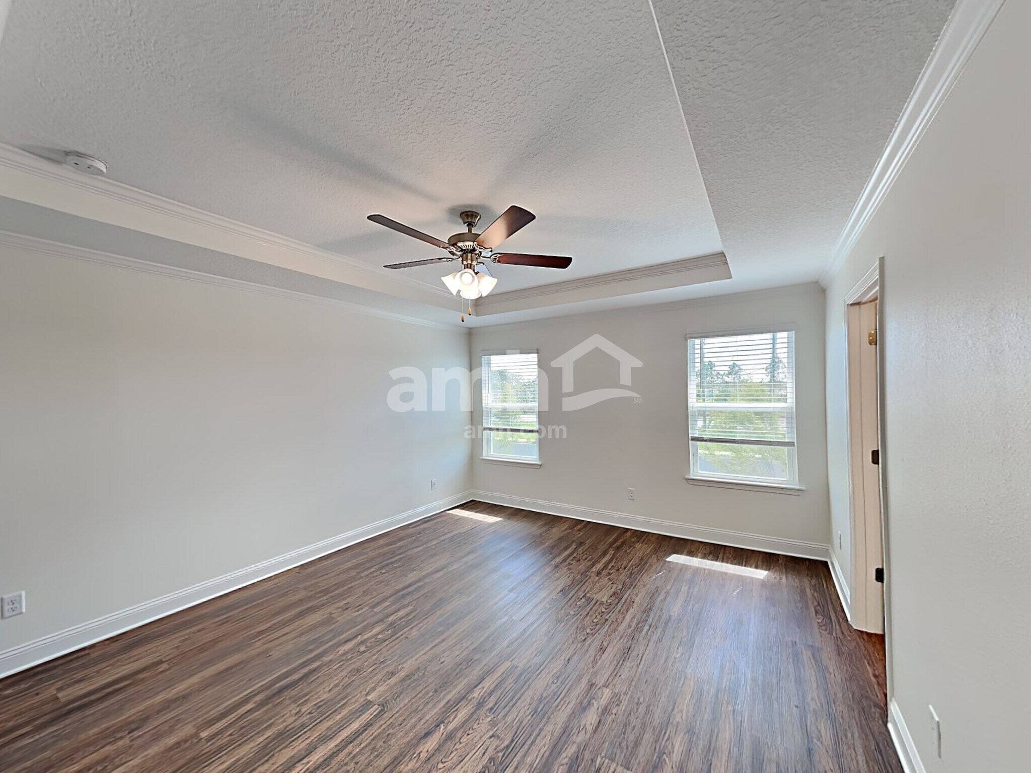 Building Photo - 94 Carlitos Way