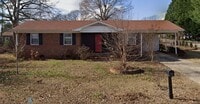 Building Photo - 3 Bed, 1.5 Bath Home Available in Greer
