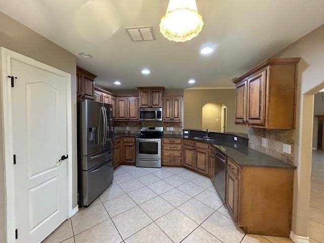 Building Photo - 7525 Brush Creek Dr