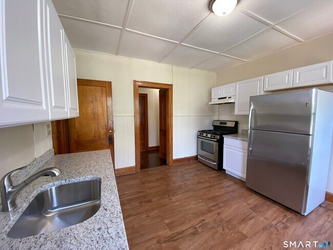 Building Photo - 22-24-24 Kimball Dr