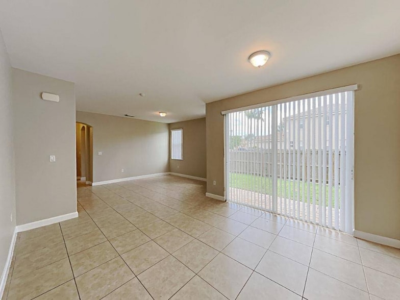 Primary Photo - 11772 SW 152nd Path