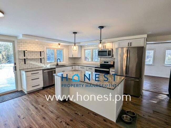 Building Photo - 151 Chimney Rd