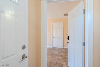 Building Photo - 100 N Ocotillo St