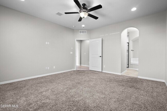 Building Photo - 13440 Emerald Ranch Ln