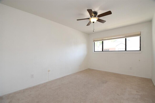 Building Photo - 2596 Bering Dr