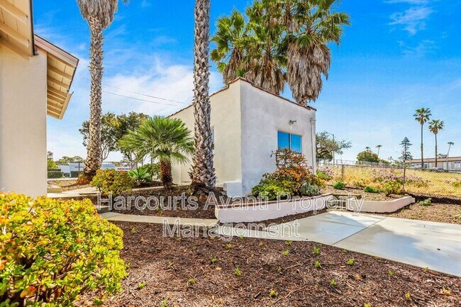 Building Photo - 915 Civic Center Dr