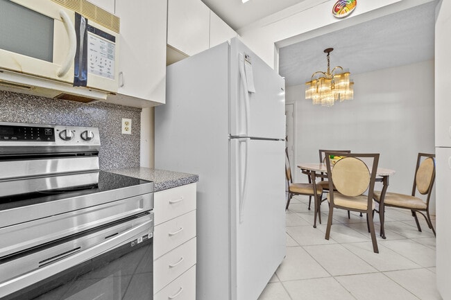 Building Photo - 344 Piedmont Trail