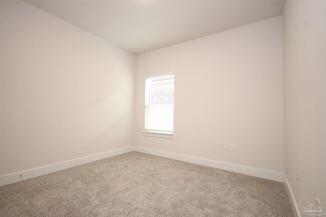 Building Photo - 5875 Sargassum Ln