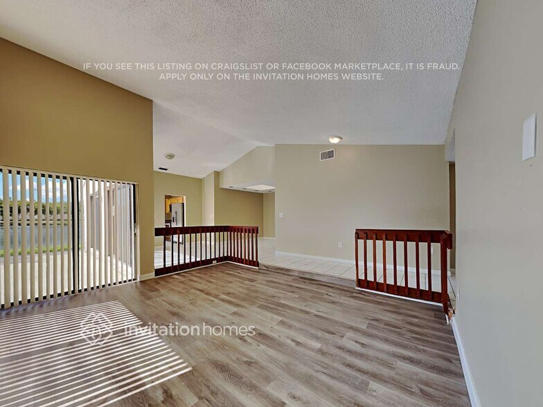 Building Photo - 18922 NW 80th Ct