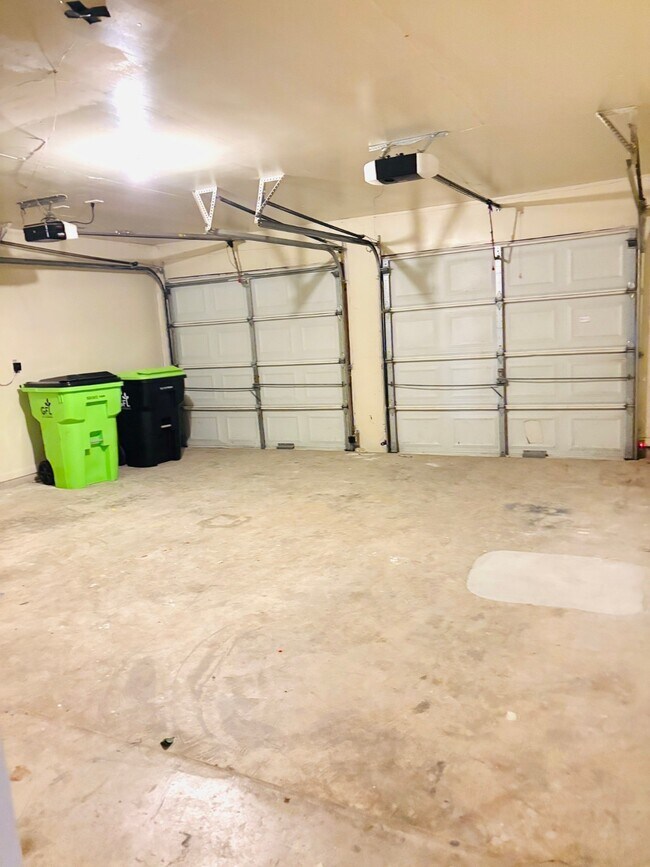 Building Photo - 3759 Heritage Colony Dr