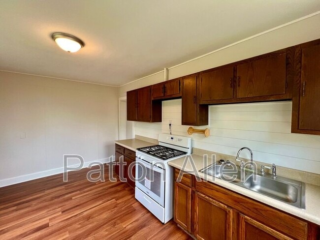 Building Photo - 37 Skyview Pl