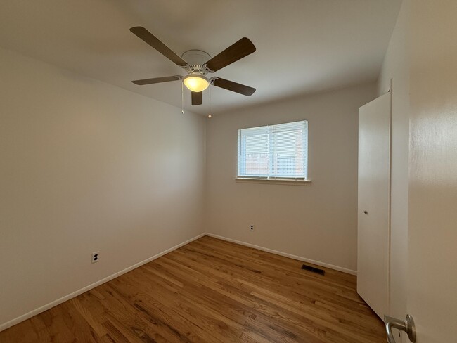 Building Photo - 4047 Burton St