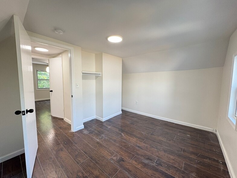 Unit 3 - 18 Princeton St