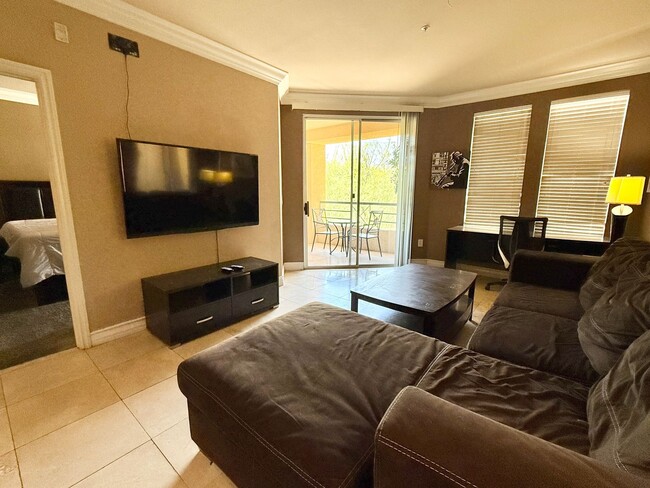 Building Photo - Meridian FURNISHED 2 BDR /2 BATH Luxury Co...