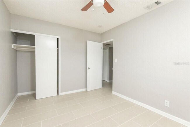 Building Photo - Call Today to Tour This Great 3-bedroom House Available for Rent in Beautiful St Petersburg!