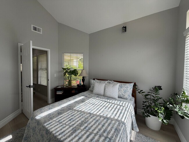 Building Photo - 29164 Greenbrier Pl