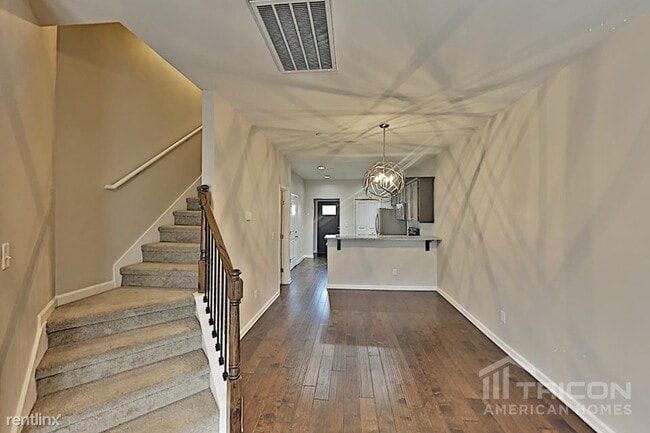 Building Photo - 409 Riverwood Ct