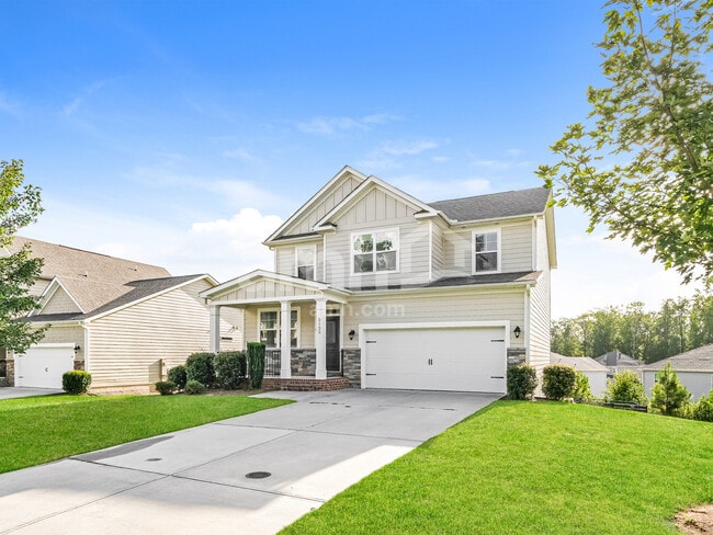 Building Photo - 5125 Canyon Creek Way