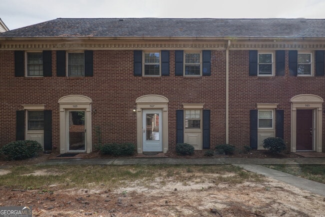 Building Photo - 587 Wedgewood Dr