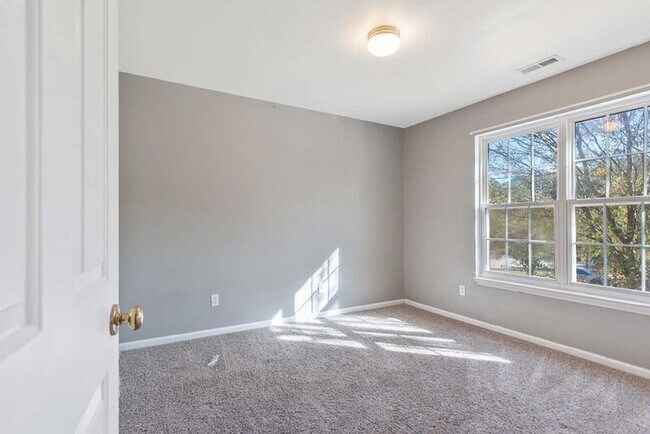 Building Photo - 5813 Neuse Wood Dr