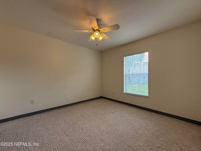 Building Photo - 4725 Innisbrook Ct N