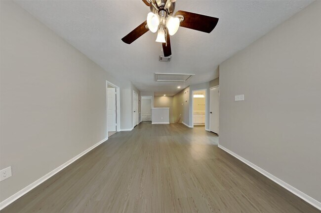 Building Photo - 12618 Duchess Ln