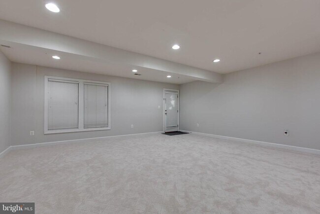 Building Photo - 1506 Penzance Way