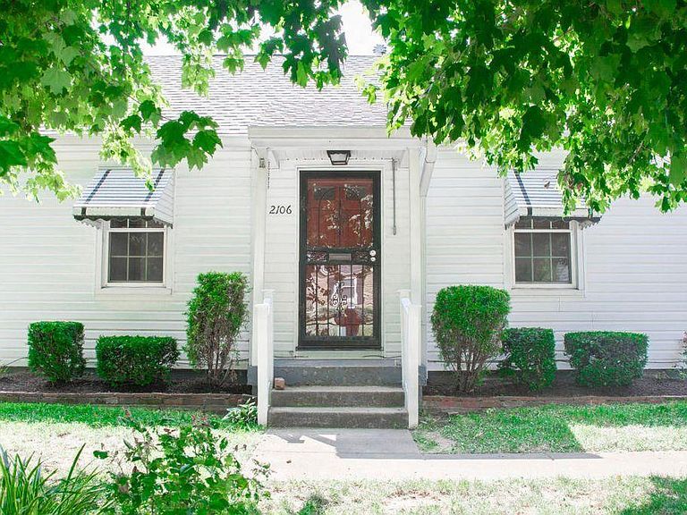 Primary Photo - 2106 Fort St