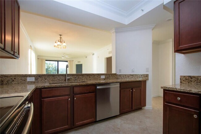 Building Photo - 16804 Vardon Ter
