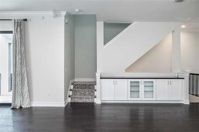 Building Photo - 222 S Audubon Ave