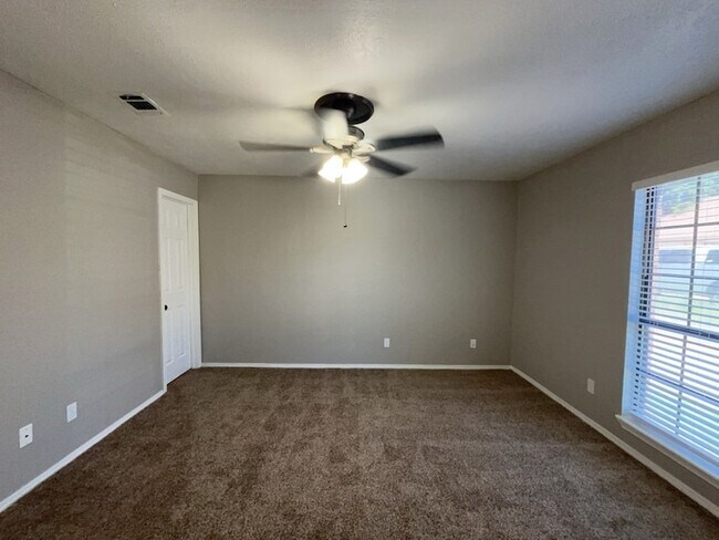 Building Photo - 6703 Fire Hill Dr