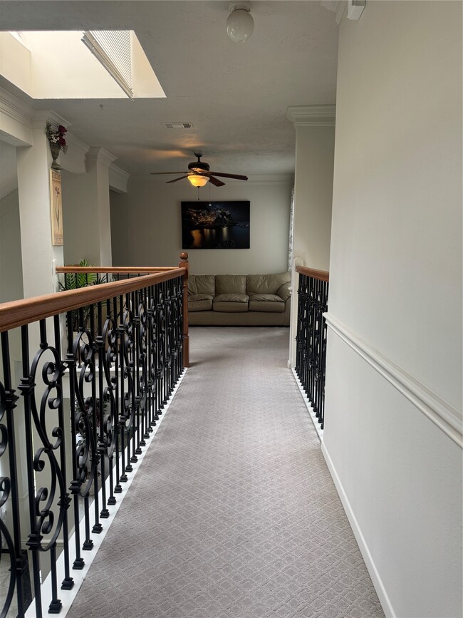 Building Photo - 15806 Oak Mountain Dr