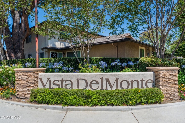 Building Photo - 2044 N Avenida Vista Del Monte