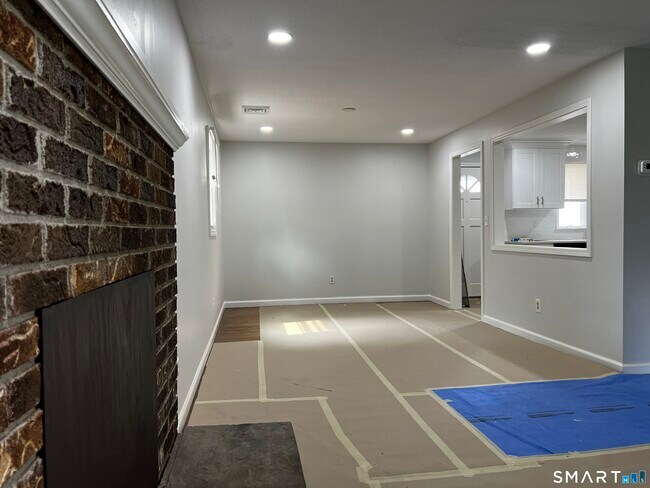 Building Photo - 485 Peet St