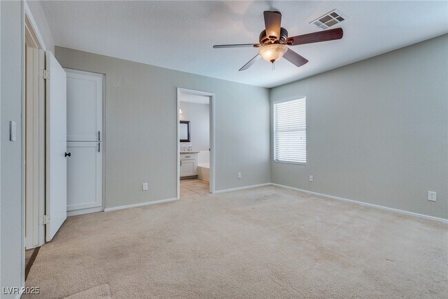 Building Photo - 2232 Chapman Hill Dr