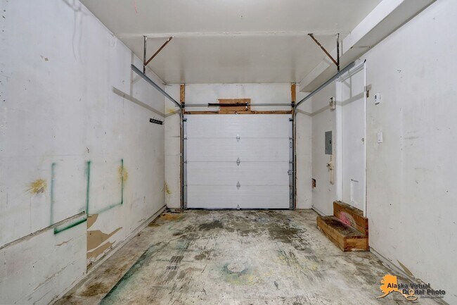 Building Photo - 12636 Silver Fox Ln
