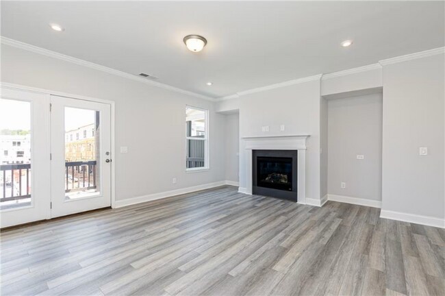 Building Photo - 504 Hardy Dr