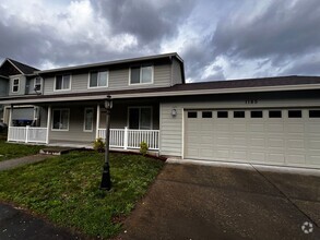 Building Photo - 3 Bedroom House For Rent In Cascade Locks