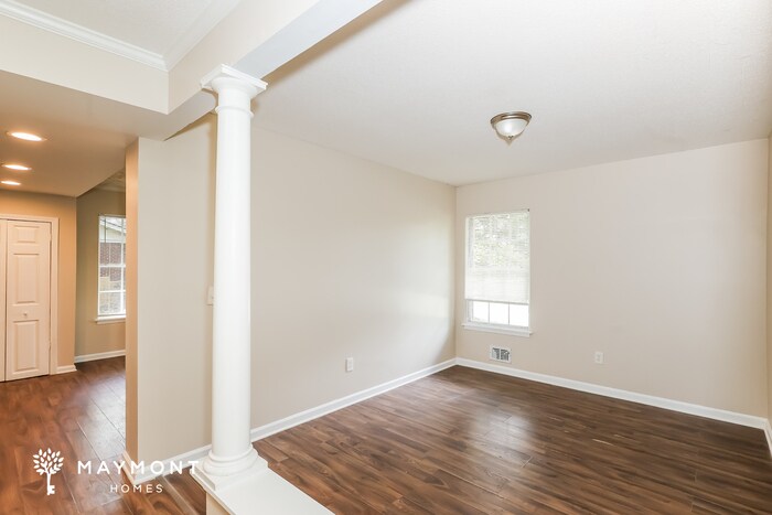 Building Photo - 1684 Regency Pl