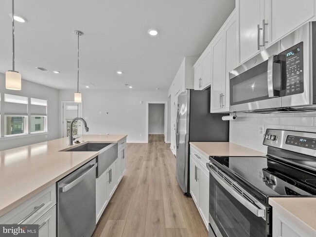 Building Photo - 12865 Mosaic Pk Wy