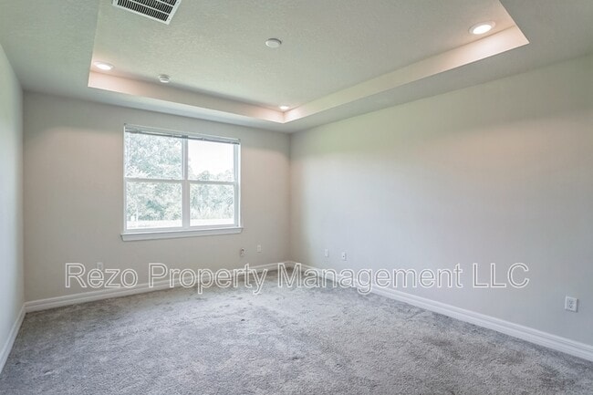 Building Photo - 2132 Live Oak Lake Rd