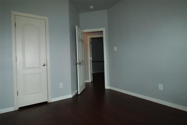 Building Photo - 205 Cedar Crk Dr