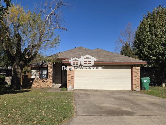 Primary Photo - FOR RENT - MOVE IN READY - DENTON - 3BEDS ...