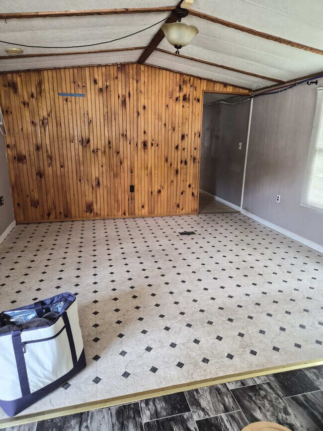 Building Photo - 58 Peebles Ln