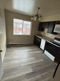 Building Photo - 350 Gahart Dr