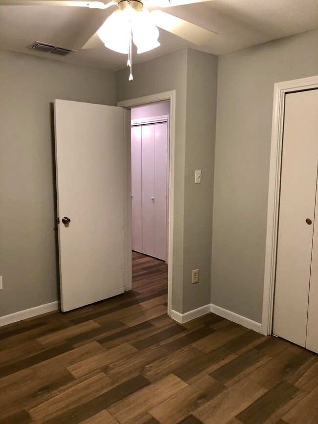 Building Photo - 2905 Highland Ave