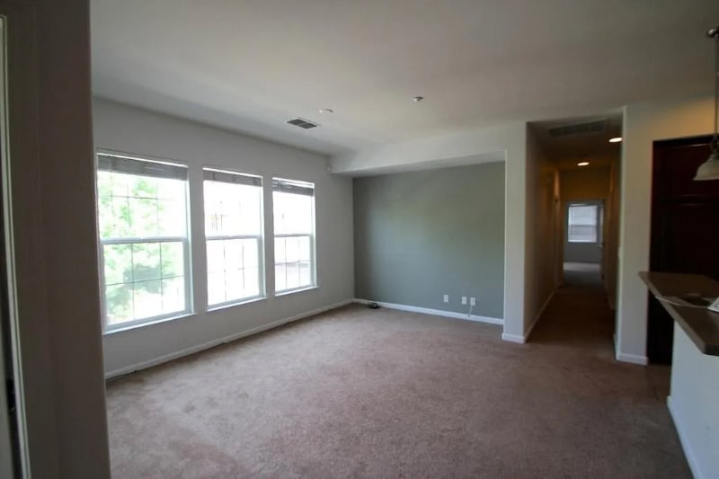 Building Photo - 88 W Sergio Way