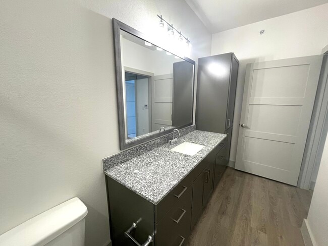 Building Photo - 4320 S Legacy Dr
